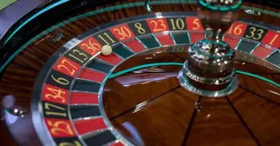 goyo88 kasino suasana permainan kartu baccarat dan meja roulette online berkualitas tinggi